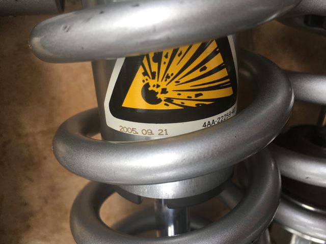 Amortiguadores Yamaha R1 (2004-2006)