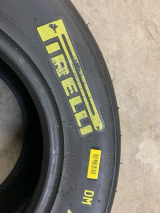Neumaticos slick Pirelli PZero 40/unidad