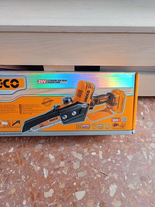 Motosierra a batería 20V