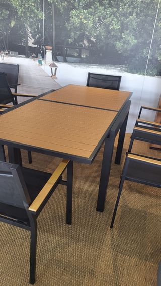 Aluminio Mesa y 6 sillones aluminio