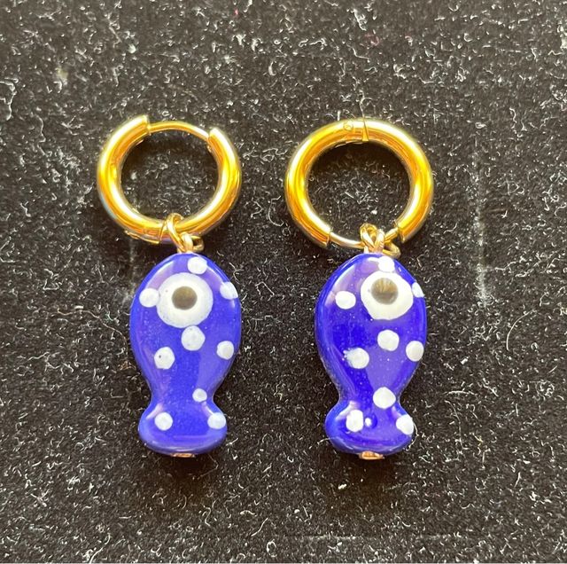 Pendientes pez ceramica azul marino