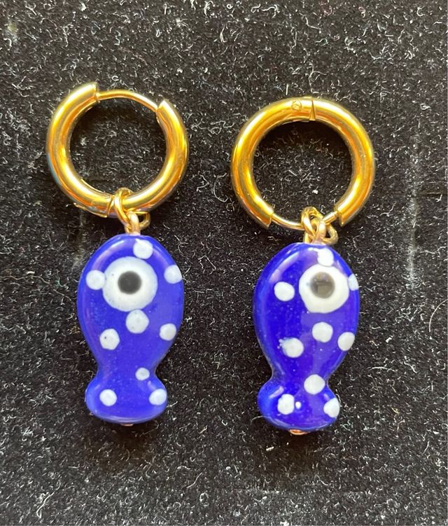 Pendientes pez ceramica azul marino