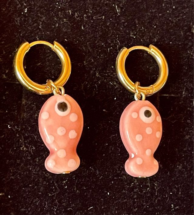 Pendientes pez ceramica rosa