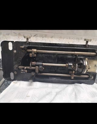 Maquina coser antigua
