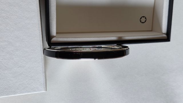 Pulsera Montblanc Plata y Resina, nueva