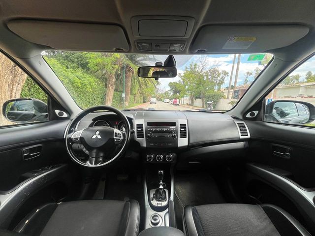 Mitsubishi Outlander 2.2 DID 4x4 7p Kaiteki 155 CV