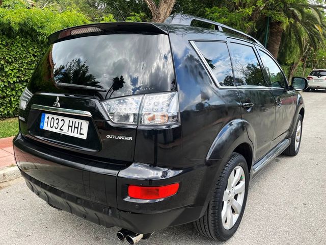 Mitsubishi Outlander 2.2 DID 4x4 7p Kaiteki 155 CV