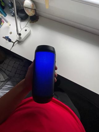 Altavoz Bluetooth con luces cambiantes