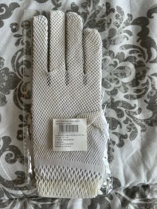 Guantes de comunion
