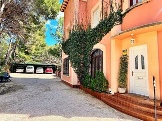 Chalet en venta en Urbanizaciones en Tortosa