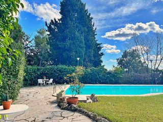 Chalet en venta en Urbanizaciones en Tortosa