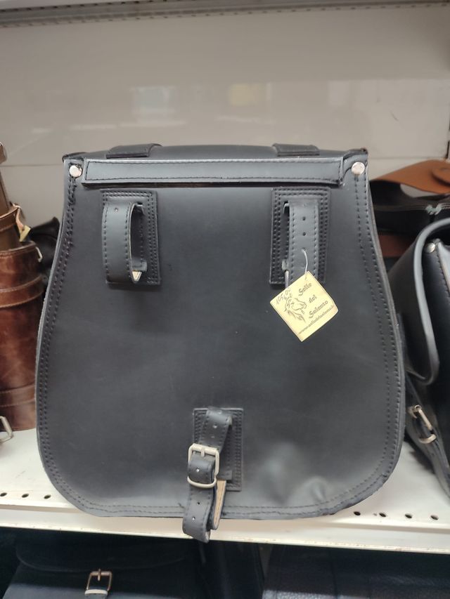 Mono borsa moto semi rigida 22 litri chiusura lucc