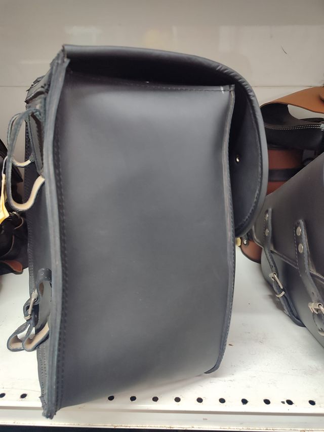 Mono borsa moto semi rigida 22 litri chiusura lucc