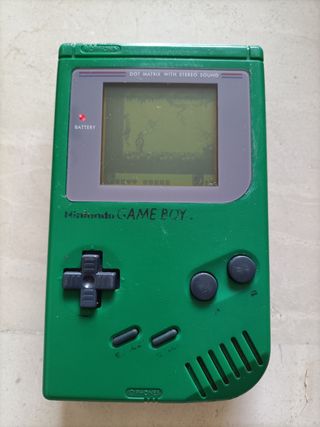 Nintendo game boy clásica verde