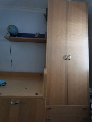 Cama nido juvenil con armario