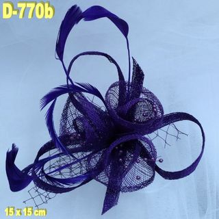 Tocado Fiesta Violeta de Flores Boda