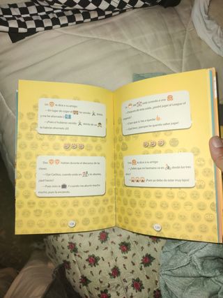 Libro "Súper Chistes con Emoticonos" Emojis