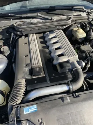 Colector admisión de BMW serie 5 525tds e34