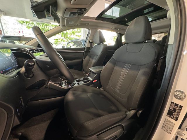 Hyundai Tucson 1.6TGDI 48V 150CV MAXX SKY 4X2.- " HIBRIDO-GASOLINA".- " NACIONAL ".- " REVISADO Y GARANTIZADO ".- " EURO-6AP ".-" MUY EQUIPADO ".-