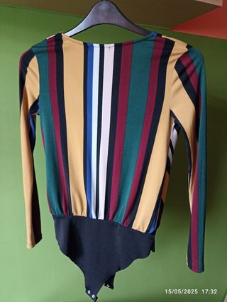 Body Bershka multicolor talla XS