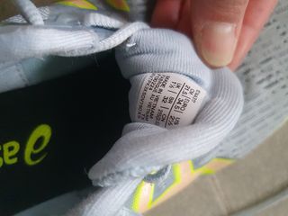 Zapatillas Asics talla 34,5
