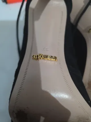 Tacones sandalias  marca Uterque T37