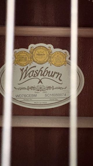 Guitarra Electroacústica Washburn WD7SCEBM