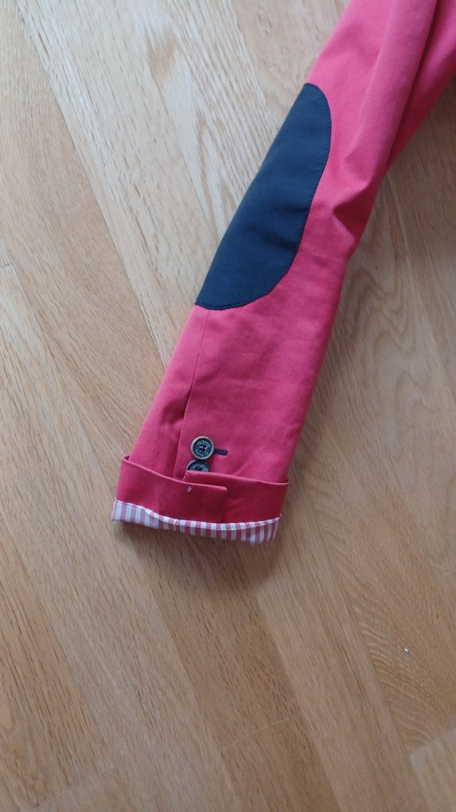 Americana roja El Ganso