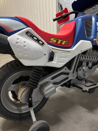 Moto infantil Feber Tuareg STF