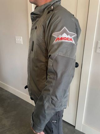 Chaqueta moto ICON Raiden