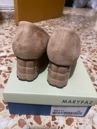 MARYPAZ - Tacón cuadrado beig 38