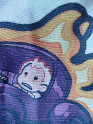 Good Omens:Bolso Tote Crowley y Azipharale n Coche