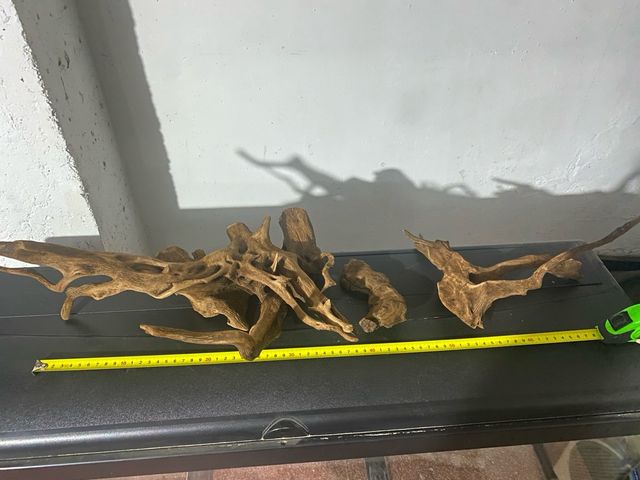 Troncos madera acuario 2uds