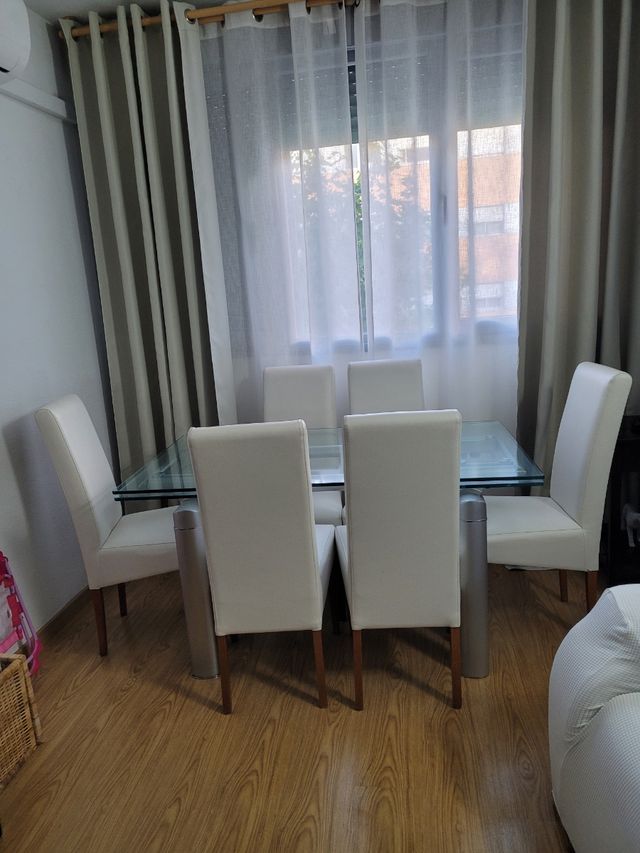 Comedor de seis sillas