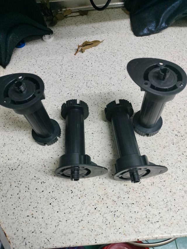 4 Patas muebles cocina - 12cm