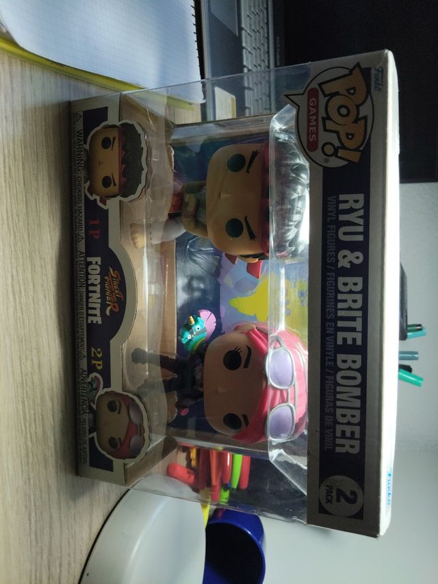 Funko Pop! Ryu & Brite Bomber y Michael Jordan.