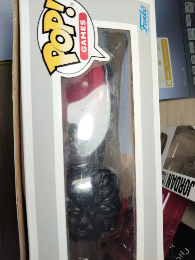 Funko Pop! Ryu & Brite Bomber y Michael Jordan.