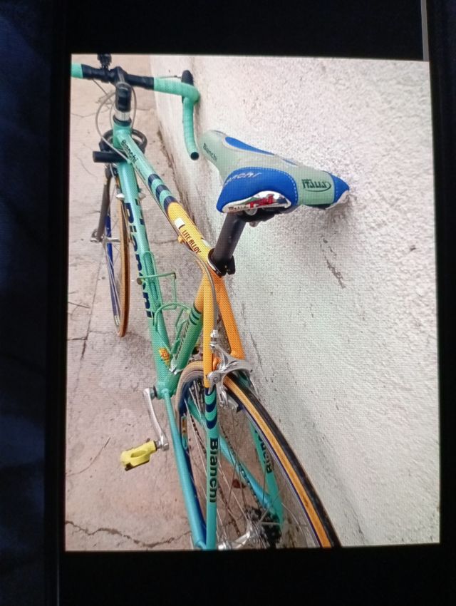 Bicicleta de carretera BIANCHI