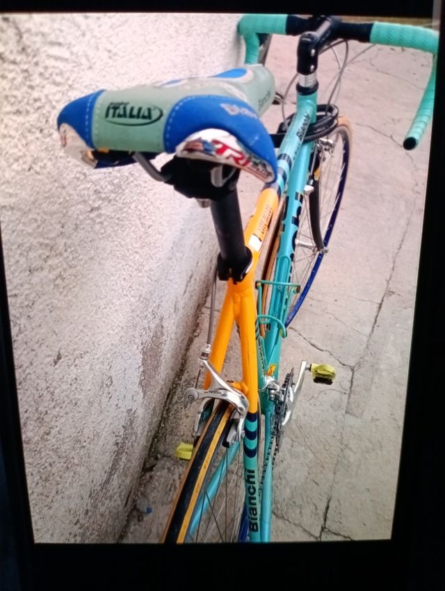 Bicicleta de carretera BIANCHI