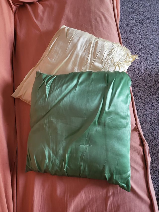 Cuscini soggiorno raso verde giallo