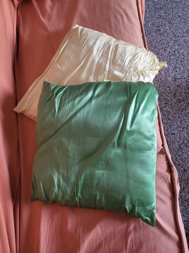 Cuscini soggiorno raso verde giallo