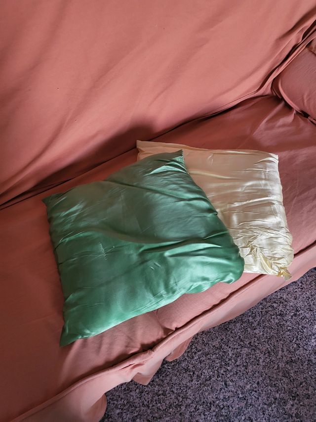 Cuscini soggiorno raso verde giallo