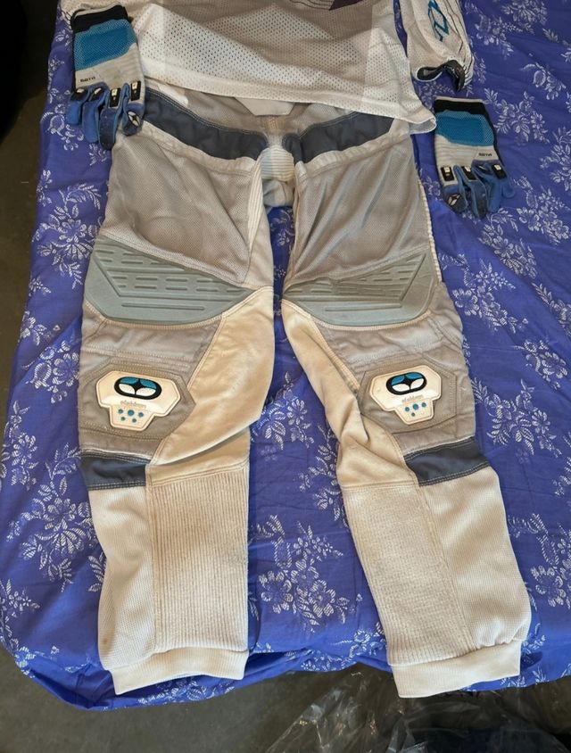 Equipación motocross no fear