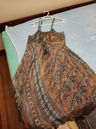 Vestido largo boho - verde azulado, gris, rosa.