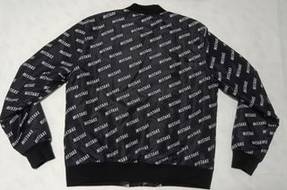 Chaqueta Bershka Youth Collection