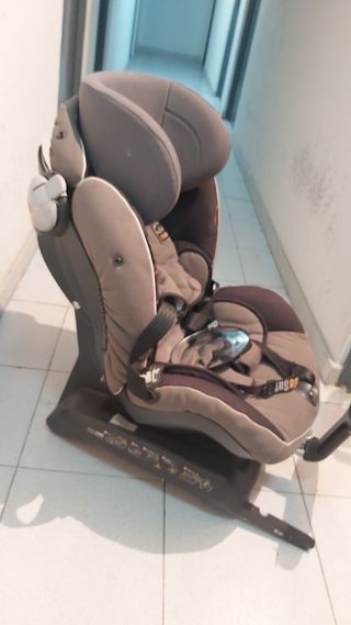 Silla coche bebé - Grupo0+/ 1.  BeSafe con Isofix.