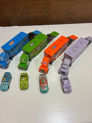 Coches y camiones Cars: 4 sets