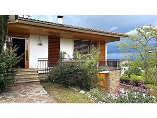 Casa en venta en El Sucre-Universitat en Vic