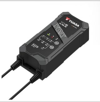 Yuasa Smart Charger YCX6 12V 6A