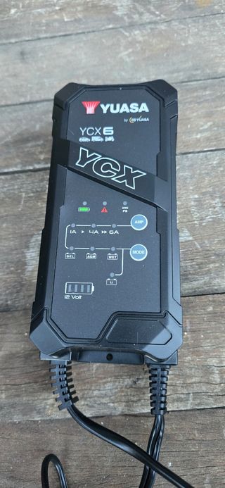 Yuasa Smart Charger YCX6 12V 6A